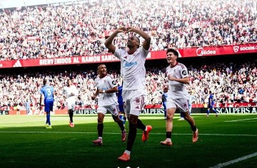 西甲黑马埃尔切主场强势无解？