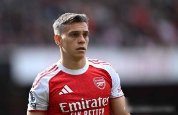 替补边锋成香饽饽,2200万报价引争议,阿尔特塔面临两难抉择