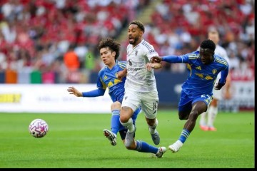 足球天才拒接所有豪门电话!阿莫林手握曼联未来核心,这次赌对了吗?