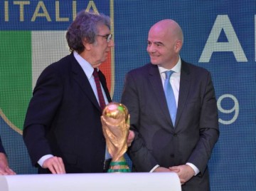 佐夫:我不相信多纳鲁马脚下技术不好,这些都是借口