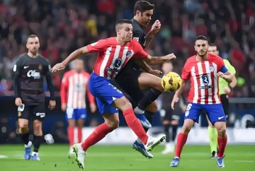 西甲保级战焦点对决，马洛卡主场迎战埃尔切，双方均面临伤病与战力不足，战意高昂，悬念十足。