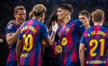 随着巴萨2-1,奥萨苏纳0-2,西甲第27轮最新积分榜如下,巴萨登顶