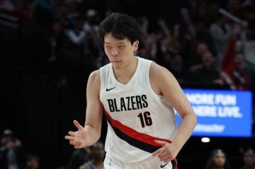 队记:杨瀚森不如克林根 再不行就交易来个替补中锋