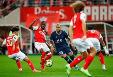 法甲焦点战:图卢兹VS朗斯,榜首争夺战一触即发