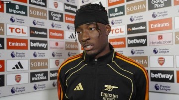 马杜埃凯:总有人是第一次来看球,所以我只想着为球迷带来快乐