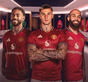 锋线全换!曼联新三叉戟造价2.2亿,上赛季3人联赛48球超曼联全队