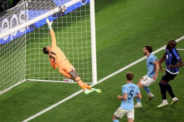 西甲奇迹！莱万特20岁小将埃斯皮连场爆发，力压群星当选三月最佳