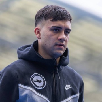 德天空：药厂在和布莱顿谈布纳诺特，多特也在竞争&报价埃切维里