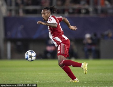 姆巴佩七分钟帽子戏法拯救皇马,呼吁团结共度难关