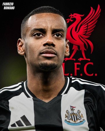 记者:利物浦正和伊萨克谈个人条款,内部在讨论潜在报价金额