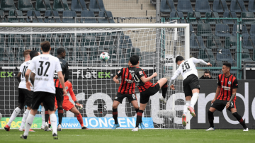 周五夜战德甲焦点:柏林联合主场硬撼门兴,数据解码胜负天平倾斜谁方?