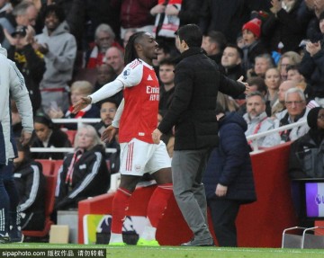 英超-埃泽攻破老东家大门 阿森纳1-0小胜水晶宫4分领跑