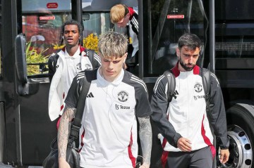 曼联公布客战切尔西大名单，小妖复出替代约罗！阿莫林将用全主力