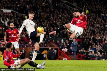 曼联对纽卡:节礼日之战的背后逻辑与欧冠扩军的影响