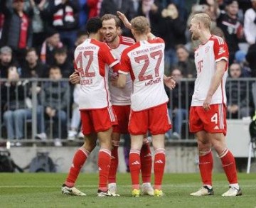 德甲霸主VS保级鱼腩：拜仁慕尼黑VS圣保利实力与意志的终极碰撞