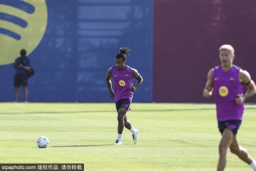 巴塞罗那新星福尔特:法甲的召唤与未来的抉择