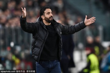 阿莫林:库尼亚提供向前带球能力 姆贝莫战埃弗顿登场