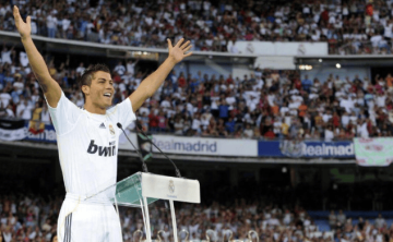 夏窗关闭!利物浦豪掷4.83亿两度刷爆纪录,但09皇马才是公认的神