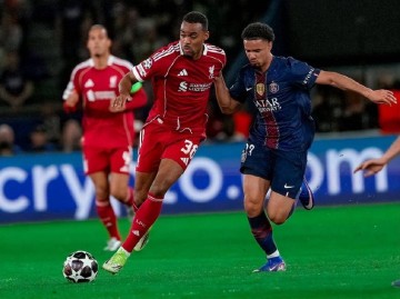 欧冠巴黎2-0利物浦，数据全面碾压，客队0射正次回合靠什么翻盘