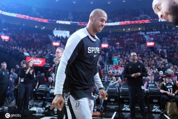 保罗生涯20年就是一部遗憾史 在哪里做退役巡演最合适?