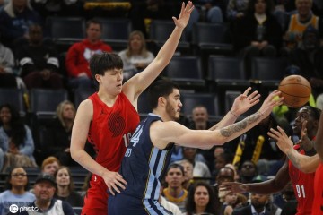 杨瀚森4分5篮板2助攻格兰特21分 开拓者惨败灰熊