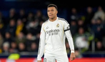 2-0取胜！姆巴佩20场轰21球，皇马力擒劲敌登顶西甲超越巴萨