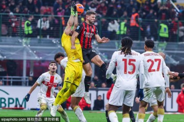 菲尔克鲁格闪耀米兰！德国前锋斩获首球成意甲历史新星