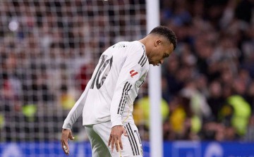 伤缺三周!姆巴佩隐瞒伤情续战三场只为追平C罗纪录,球迷怒斥私心过重