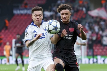 欧冠:2-2,滕哈赫前东家险阴沟翻船,2次落后+补时乌龙球绝平