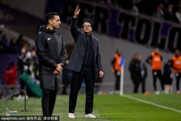 罗西尼尔回应与切尔西传闻:目前专注白堡 以后的事说不准