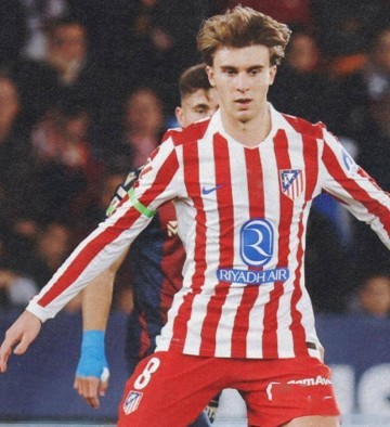 西甲争冠一夜变天！巴萨4分压皇马，马竞爆冷失分，冠军悬念再起