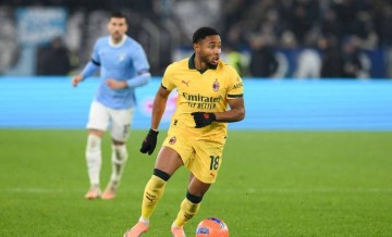 意甲最新动态：迈尼昂续约情况陷僵局，国米主帅详解伤病状况