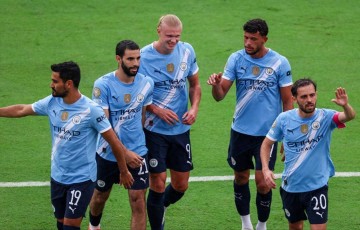 曼城生涯最大荣誉到手!B席忧虑,队长袖标压力分担全队?