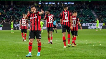 德甲中游对决:门兴主场能否终结颓势,击退低迷狼堡?