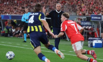 穆里尼奥再下课!训练前当场被炒,费内巴切的更衣室对此很惊讶