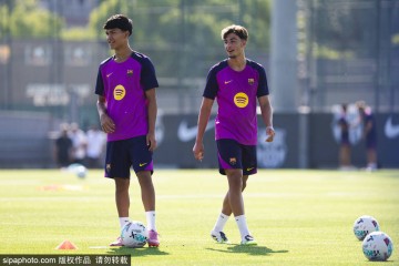 西甲主席特巴斯重磅发声!巴萨困局、迈阿密风波,新赛季看点全解读