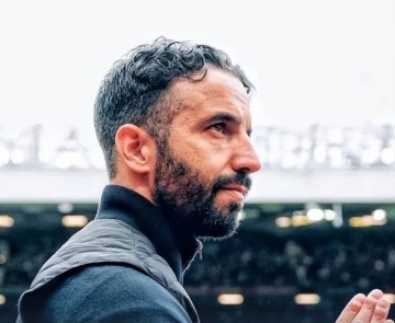 夏窗花了2.5亿仅赢1场,拉爵问责曼联,阿莫林:主要是强度有问题