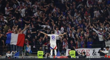 罗马诺:曼城10号位引援有意切尔基怀特 正与米兰接触谈赖因德斯