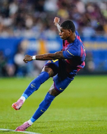 从曼联弃儿到巴萨尖刀,他要在家乡父老面前,为自己正名