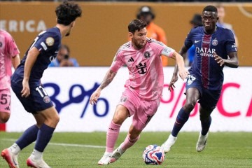 止步世俱杯16强!迈阿密淘汰赛4球惨败给巴黎 法媒晒图暗刺梅西