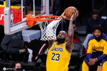 詹姆斯:网上说我资产12亿是瞎扯 我卡上就几千块