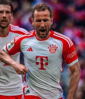 恭喜曼联!41球12助神锋欲加盟,巅峰回归复刻伊布神迹