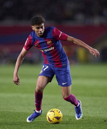 亚马尔下半场低迷引关注,巴萨受制对手,未来国家队征召存变数