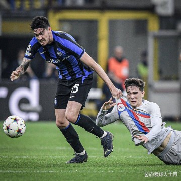 价值1亿！皇马巨星或转投曼联利物浦挖角卡马文加，国米铁闸或来投