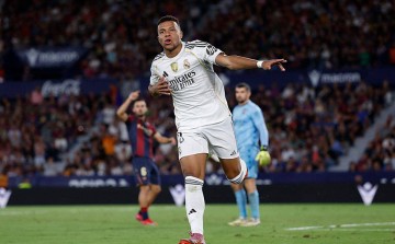 金球奖胜者之谁当先？姆巴佩领跑，哈兰德前景未卜