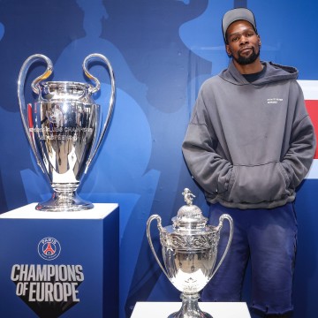 队报:杜兰特获巴黎约1%股权,考虑到巴黎估值超40亿欧已不少了