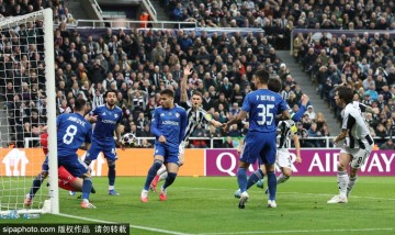 切尔西欧冠希望受挫：斯坦福桥的“蓝”色迷局与巨额投入下的挣扎