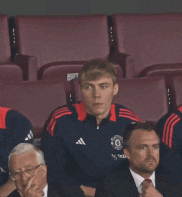 曼联锁定新中锋，清洗霍伊伦德，或租借回意甲效仿拉什福德