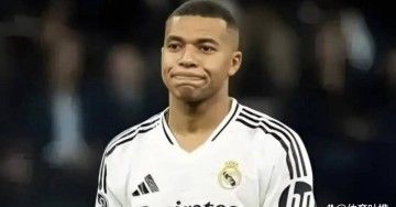 姆巴佩2025年遗憾错失四大奖项，巅峰之路陷入低谷