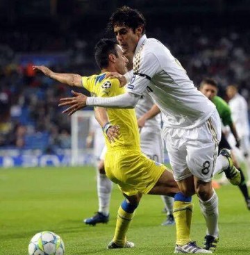 帕福斯的欧冠潜力与历史对比:黑马是否有可能再现?